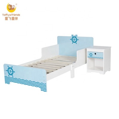 Toffy & Friends kids wooden bedwhite blue in Navigation design